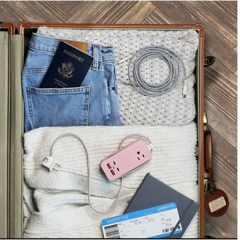 Power Trip Eco Outlet/Usb/Usb-C Charge